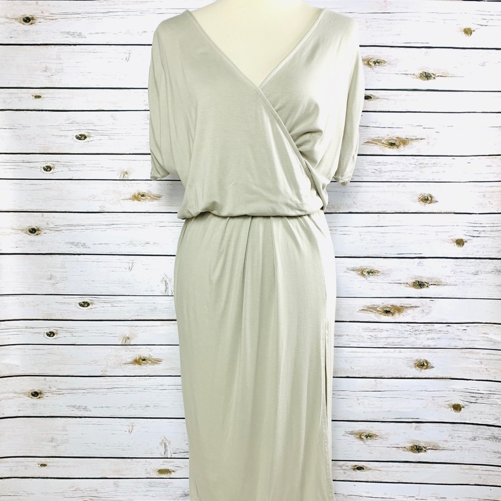 Tony Heart Ginger Beige Knee Length V Neck Dress